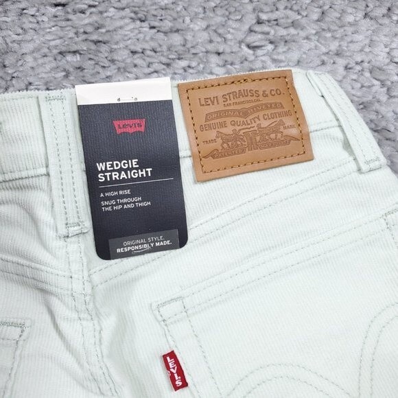 Levi’s Premium Wedgie Straight Corduroy Jeans Pants 25 x 28 Pastel Green Seafoam - Picture 4 of 13